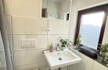 Modern Cozy Studio Apartment & Terrace - Photo 7