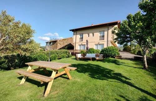 Apartamentos Corona - Foto 1