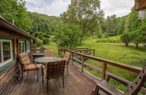 1 Bed 1 Bath Vacation home in Sylva - Foto 1