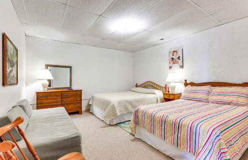 Waterfront Wheeler Lake Home with Furnished Deck - Photo 17