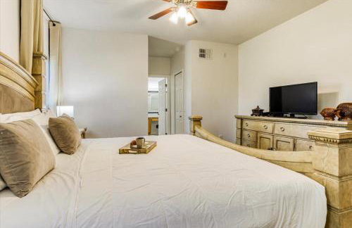 Large Home-Private Pool, Spa, and Pet Friendly Sleeps 12 - Foto 12