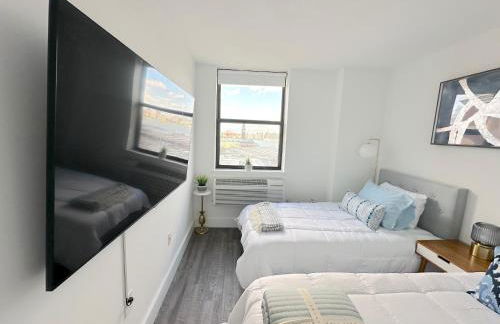 Luxury 2BR - Elevator-Gym-Laundry-10 Min to NYC - Foto 23