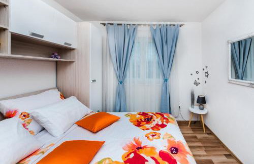 Over the skyline - Photo 78