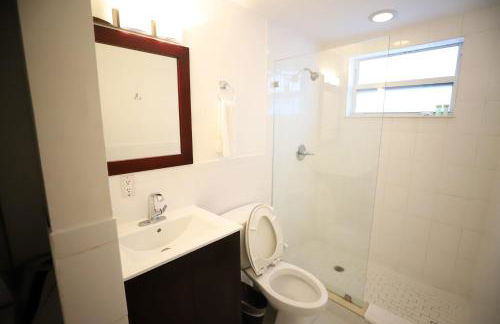 South Beach Steps to Ocean Drive with Free Parking - Foto 23