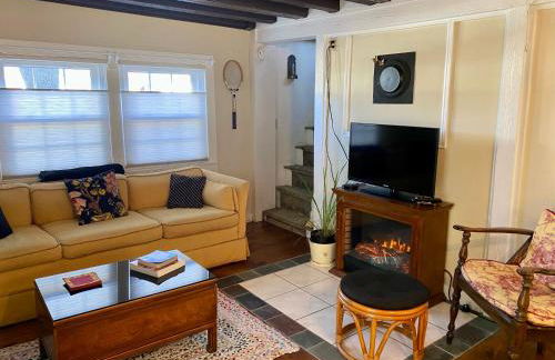 Charming 4BR colonial close to downtown - Foto 5