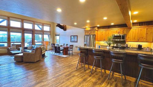 Luxury Townhome in Exclusive Eagle Bend - Photo 5