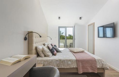 Villa Aurelia near Labin for 9 persons with heated 60 m2 pool, wellness & kids playground - Foto 46