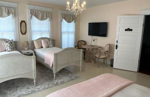 Victorian mini mansion near Lake Greenwood - Foto 27