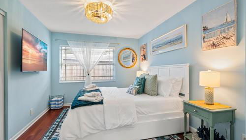 Chic 4BR Htd Pool, 5 min to beach, PAC-MAN, Games - Foto 4