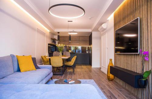 Downtown Oasis - Photo 49