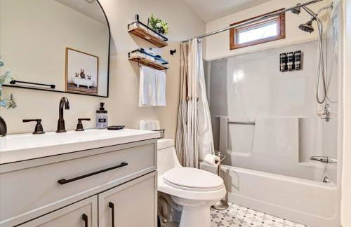 Rustic Modern Retreat in Poconos - Foto 40