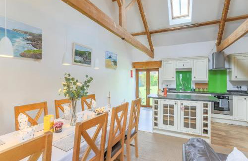 What A Beauty - Thr - Foto 5