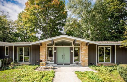 Bright 4BDR Home by Lake MI Arcadia Bluffs Portage Lake 2832 - Photo 43