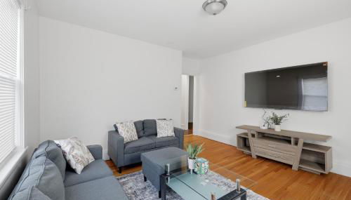 Cozy&Spacious 6Br home in Newton - Foto 2