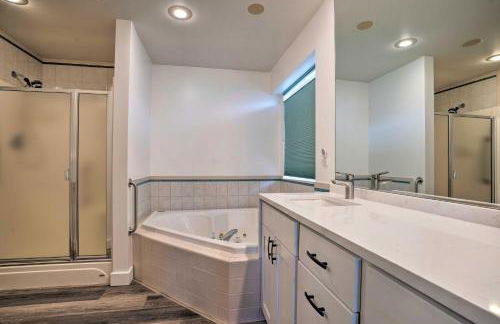 Manson Villa with Hot Tub about 1 Mi to Wineries! - Foto 16