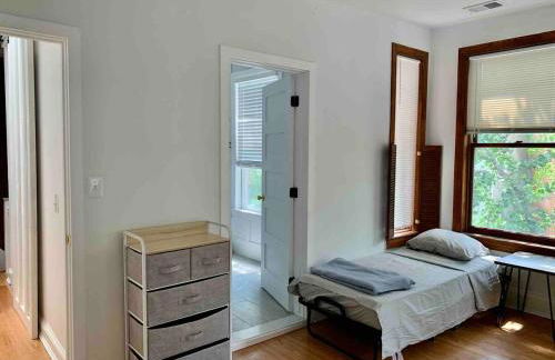 Prime DC 3BR 2Story Home - 95WalkScore Steps to Cafes Dining Nightlife Grocery Metro - Close to Downtown - Foto 23
