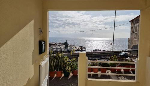 Harbour House - Photo 3