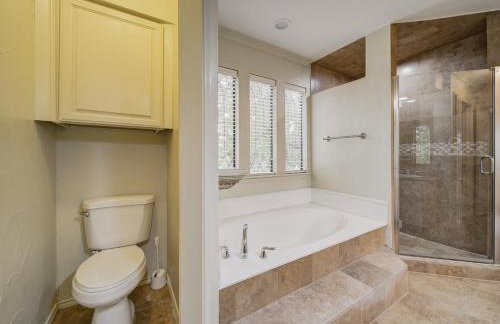 Trophy Haven Retreat With Pool - Foto 28