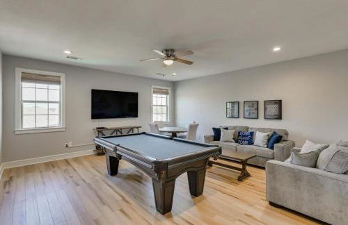 Vibrant Texas Escape - 5BR, Pool & Hot Tub - Foto 24