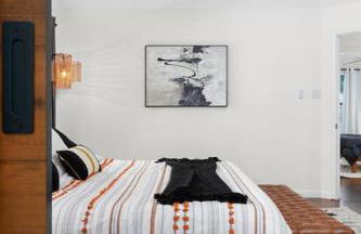 High End Design Home with Pool & Hot Tub Gameroom - Foto 66