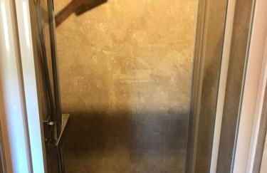 unique glamping carriage with stunning views - Photo 5