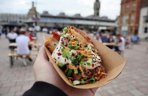 Apartment 4 - striking, 2 bedroom luxury apartment - close to town, mainline rail & theatre - Photo 43