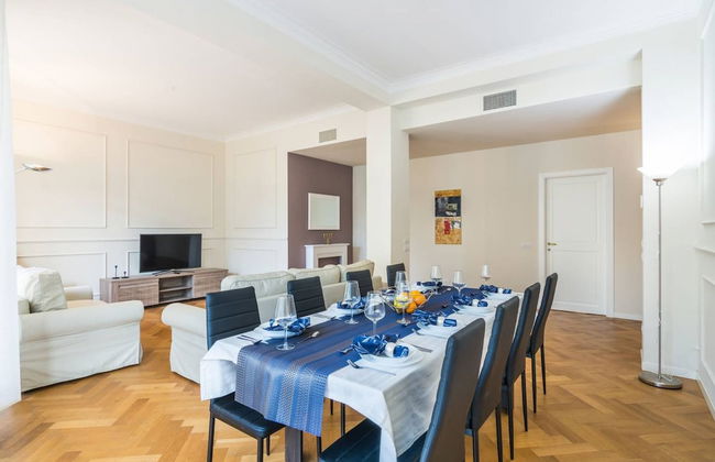 Luxury 3 Bedrooms Near Duomo - Photo 18