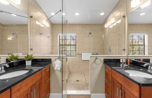 Sunny Summer in FL - Relax in a TownHome by Disney! - Foto 24