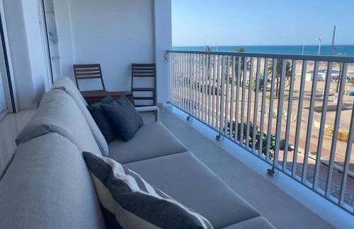 Apartamento 1ª Línea de Playa - Con Piscina y Parking - Photo 10