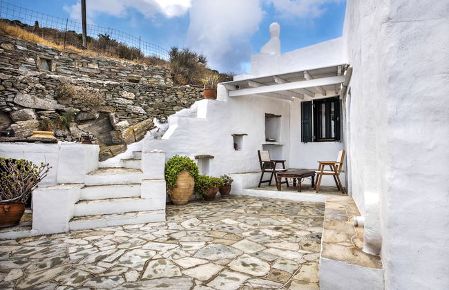 Villa Vrissi - Foto 1