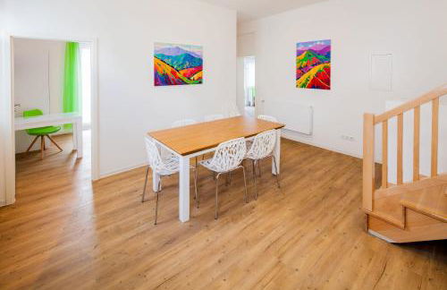 SecondHome Stuttgart - Very nice apartment near historic city centre at Blumenstr 58 in Esslingen am Neckar - W2 - Foto 4