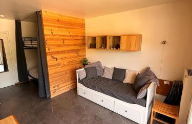 Studio aux pieds des pistes et des commerces - Foto 3
