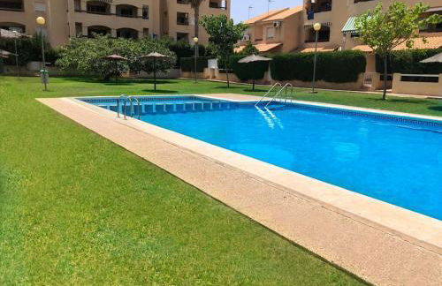 3 bed ground first floor apartment. Close to beach - Foto 15