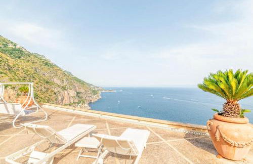 Villa Cristina -No steps-Amalfi Coast Views -Hot tube - Foto 79