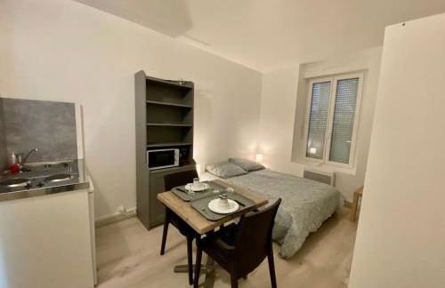 105 Studio Immeuble Perséverance - Foto 5