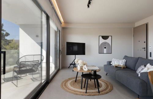 Sunshine Suite by Athens Riviera Suites - Photo 2