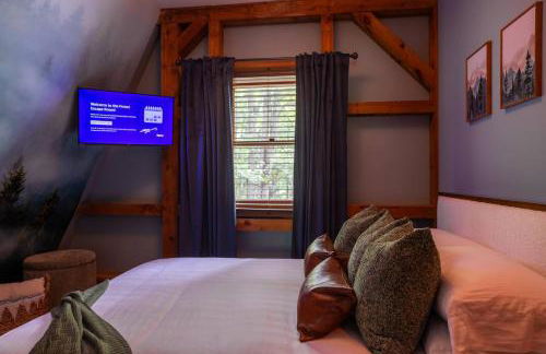 Family Retreat Sauna Hot Tub Games Peloton - Photo 53