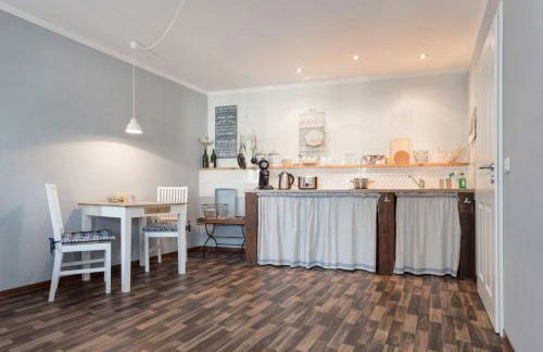 Pension Adele - Ruhig, direkt am Elberadweg & Badesee mit Balkon - Foto 4