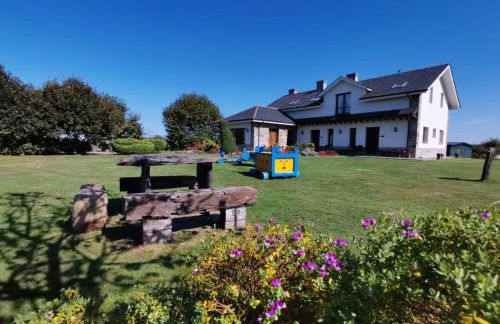 Apartamentos La Cruz de Paderne - Foto 1