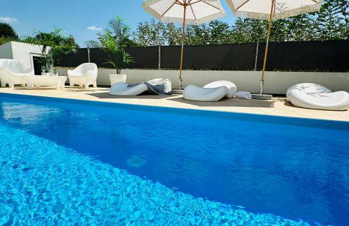 New exclusive apartment Green Horizon with garden, hot tub and private pool near the sea - Foto 29