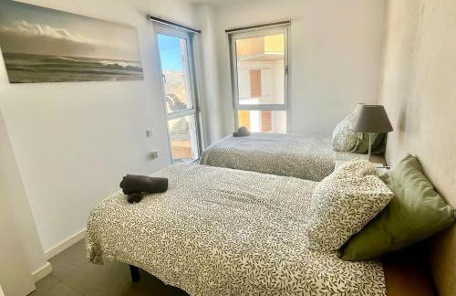 Stunning Chic Penthouse retreat in front of the beach - Foto 3