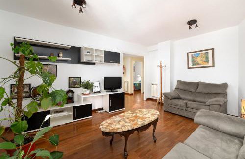 Centrico y parking gratuito Vut 142 as - Photo 1