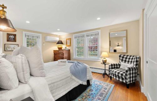 Game Room Central AC 4 mins to Craigville Beach - Photo 24