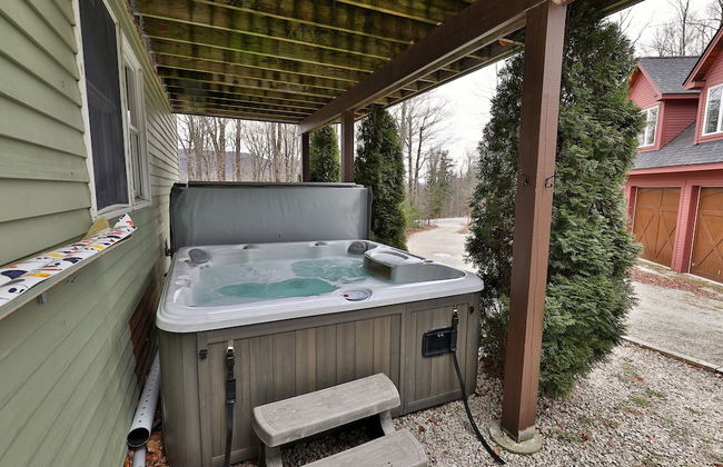 The Tanglewood Lodge: Amazing Ski Home For Groups. Hot Tub. Close To Killington Resort! 4 Bedroom Home - Photo 25