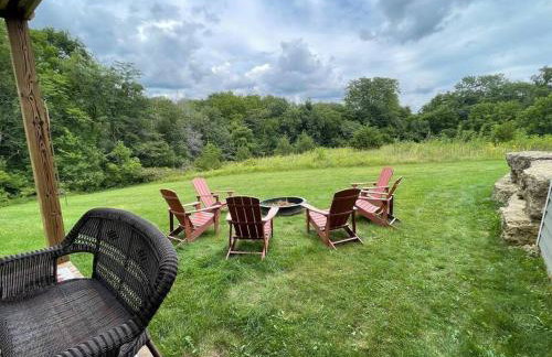 Gorgeous cabin 3bdrm/3bth, hot tub, fireplace, kid/pet friendly - Foto 52