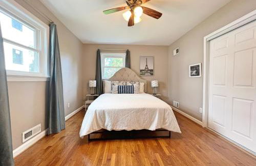 Entire Private 3 Bedrooms 1 Bathroom Single House with Fenced Garden - Photo 5