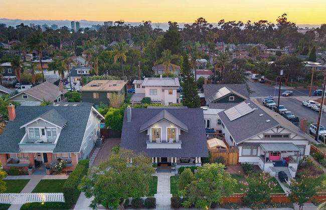 Luxe Backyard Oasis w/ Hot Tub Chic Design South Park Sanctuary - Foto 45