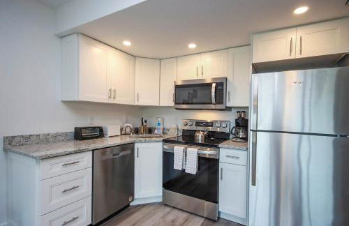 Cozy 1BR beachfront condo on Sanibel Island with stunning ocean views 3B2 - Photo 15