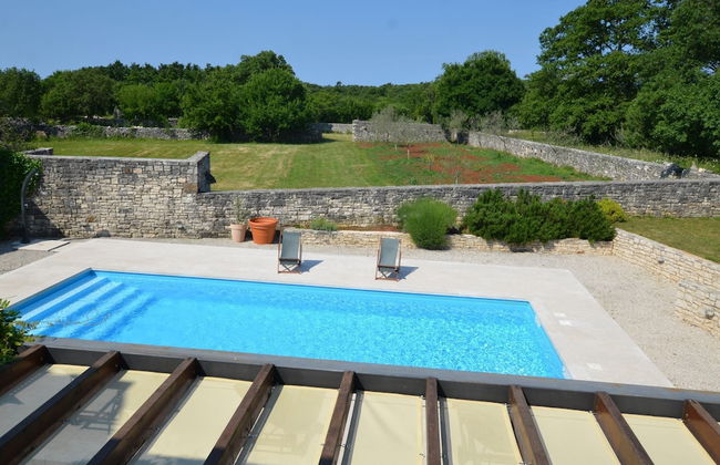 Majestic Rustical Kanfanar Villa With Pool - Foto 32