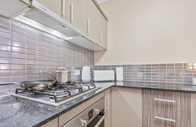 Lux Resort - 9 Pools Gym Free Parking - Foto 25